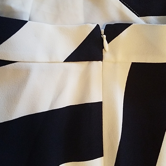 Ann Taylor skirt - Picture 3 of 5